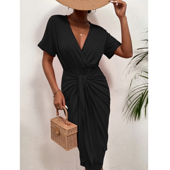 Black V-Neck Short Sleeve Tie Front Skirt Dress - Picture 4 of 7